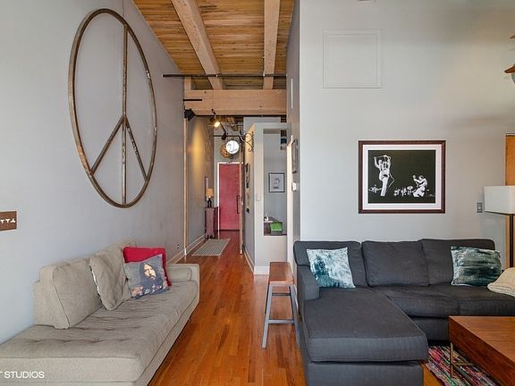 4th image of 2735 W Armitage Ave APT 308