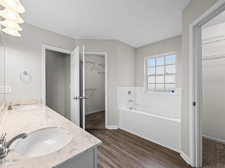 200 Druid Ct — Photo 13
