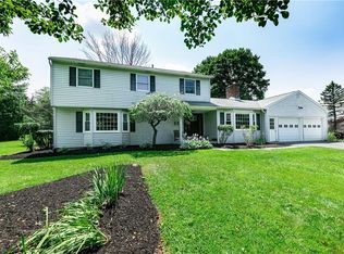 8384 Woodbox Rd, Manlius, NY 13104