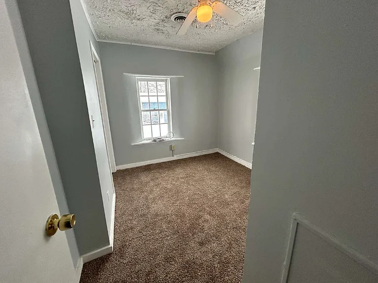 3678 Main St #5 — Photo 11