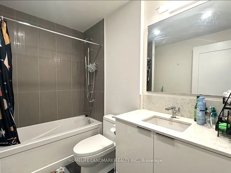 28 Freeland St #1709 — Photo 18