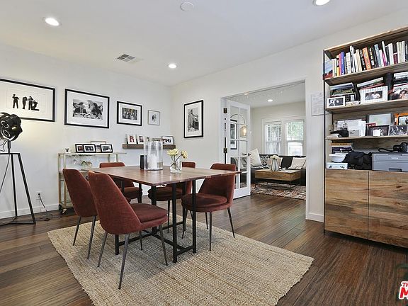 5th image of 514 N Windsor Blvd