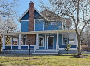 86 Vernon Ave, Hamburg, NJ 07419