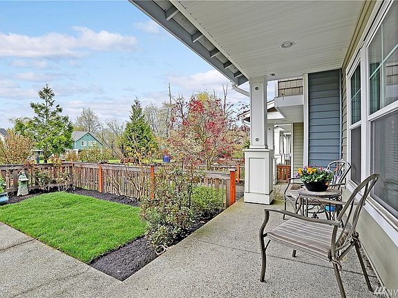 Front Yard Porch