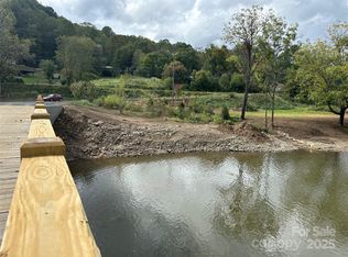 4 Highland River Pkwy #4, Spruce Pine, NC 28777