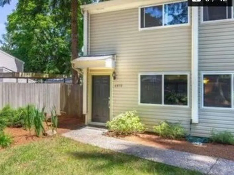 4870-4874 Sunnyside Rd SE #11894
