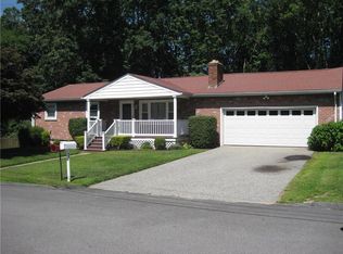 37 Kimberly Ln, West Warwick, RI 02893