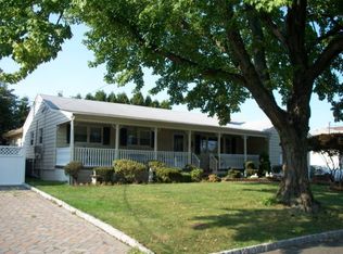 718 Clinton Ave, Kenilworth, NJ