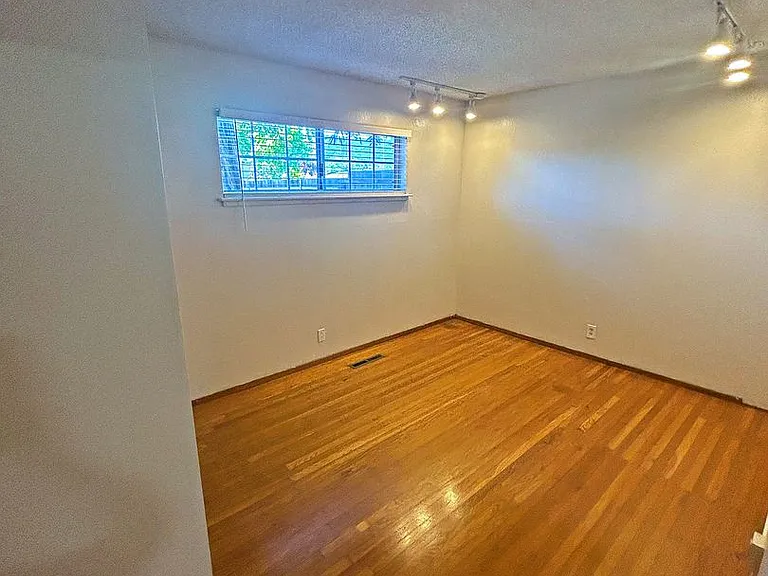 790 Welburn Ave — Photo 16