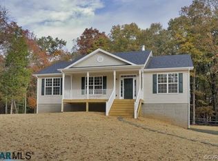 1183 Peach Grove Rd, Louisa, VA 23093