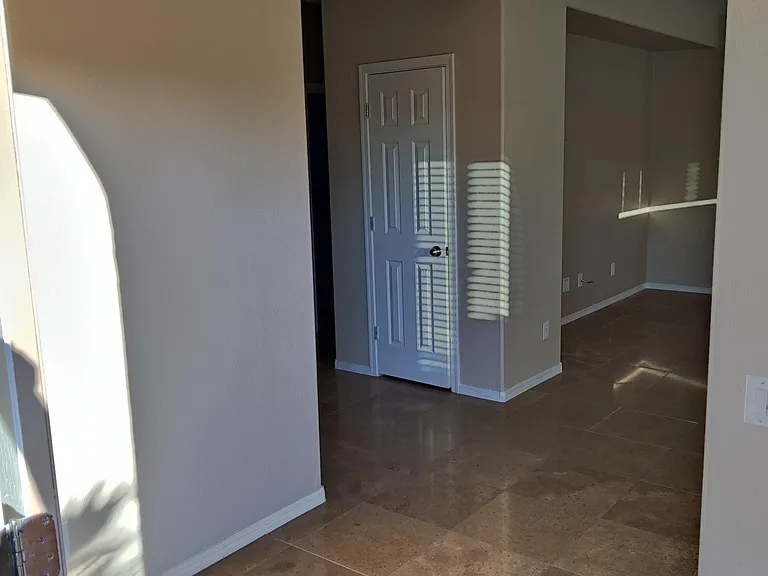 6938 Diver Ave — Photo 4