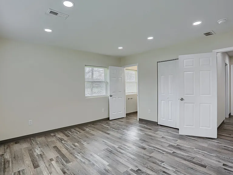 102 Kathleen Dr #2 — Photo 15