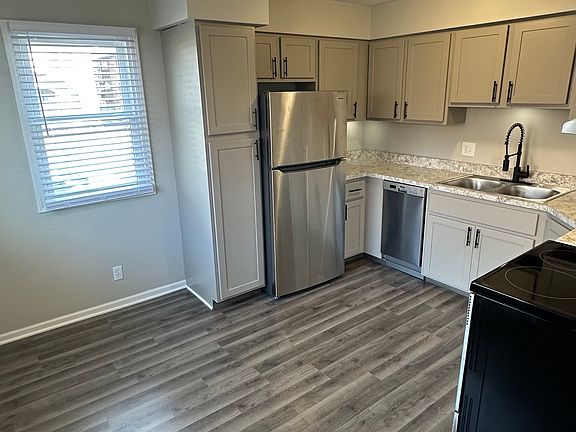 2nd image of 1233 S 25th St APT 3