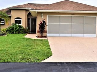10723 Cup Dr, San Antonio, FL 33576