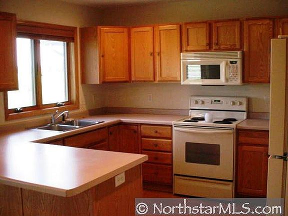 3rd image of 1704 Washington Street