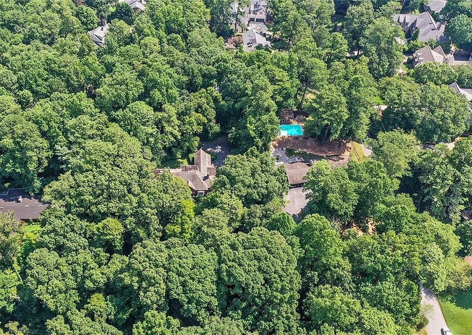 2nd image of 3699 Randall Mill Rd NW