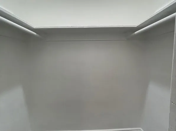 101 Romaine Avenue image 12 of 16