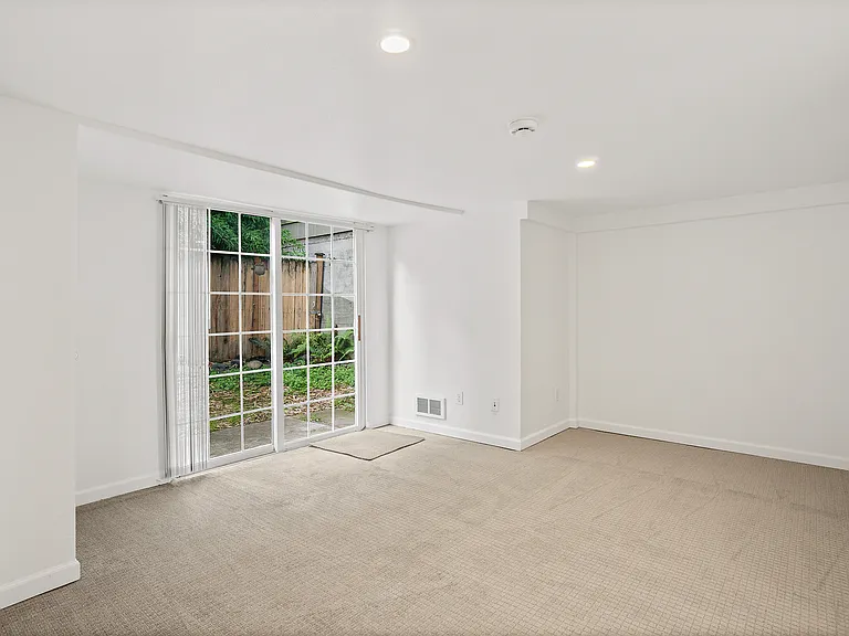 2136 Alki Ave SW #102 — Photo 14