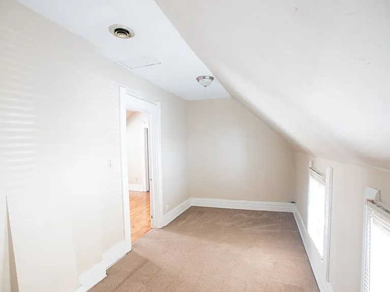 2573 N. Bartlett Ave — Photo 10