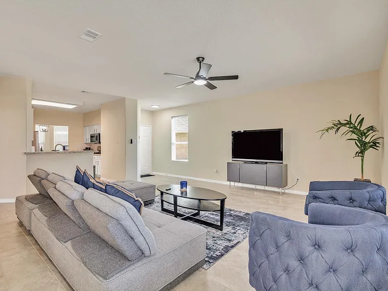 1722 Sun Point Ct — Photo 5