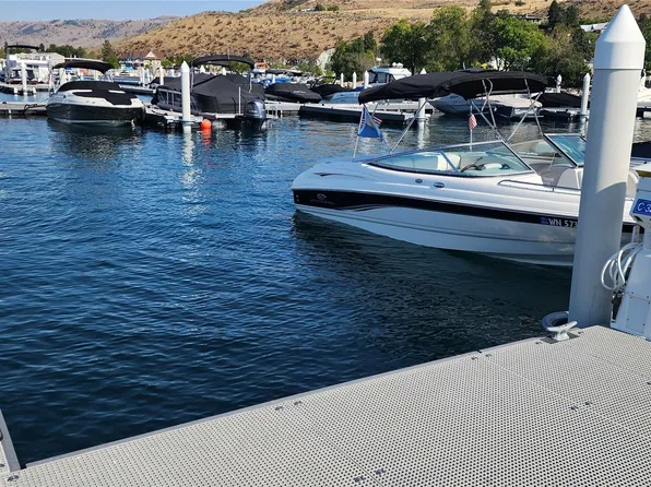 1350 W Woodin Avenue #C32, Chelan, WA 98816