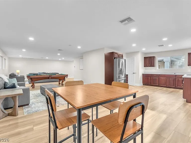 2868 Vista Del Sol Ave — Photo 56