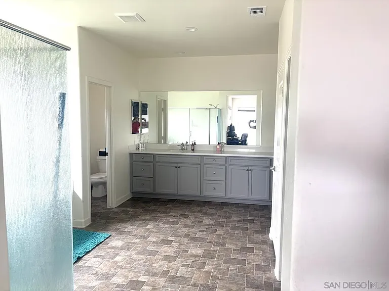 4633 Quiet Ridge Ln — Photo 17