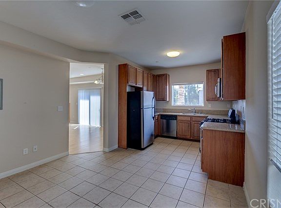 5th image of 8800 Etiwanda Ave APT 2
