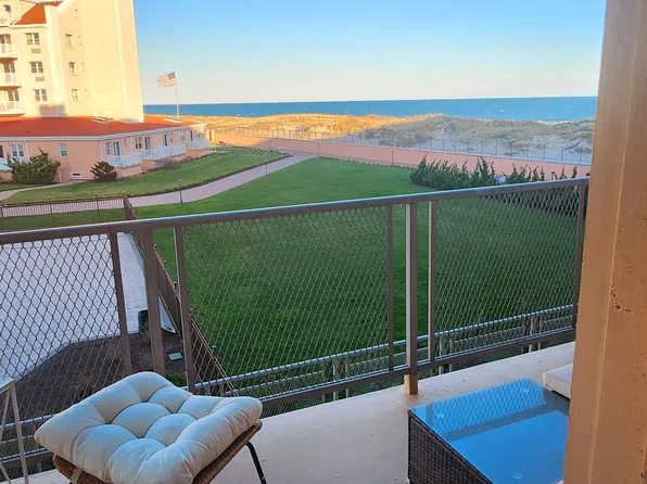 (undisclosed Address), Long Beach, NY 11561