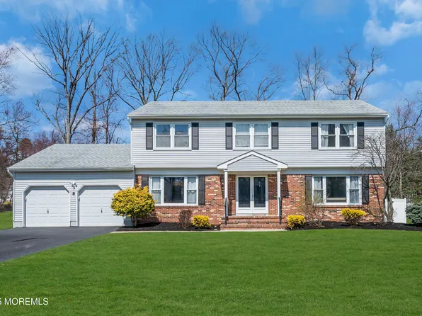8 Mohawk Lane, Manalapan, NJ 07726