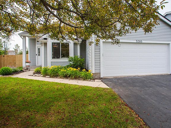 3rd image of 5265 Goldfield Dr