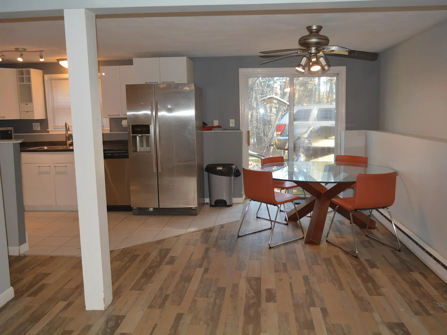 2 bed, 1002 sqft, $1,900 — Photo 3