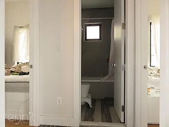 Rented by Rennit Inc.