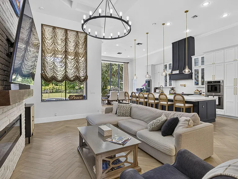 10336 Trianon Pl — Photo 11