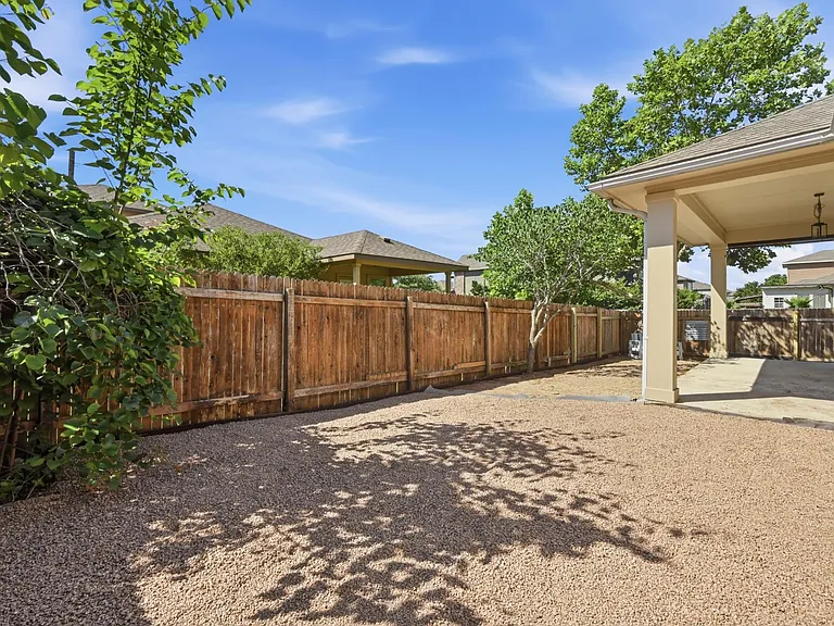 351 Wincliff Dr — Photo 32