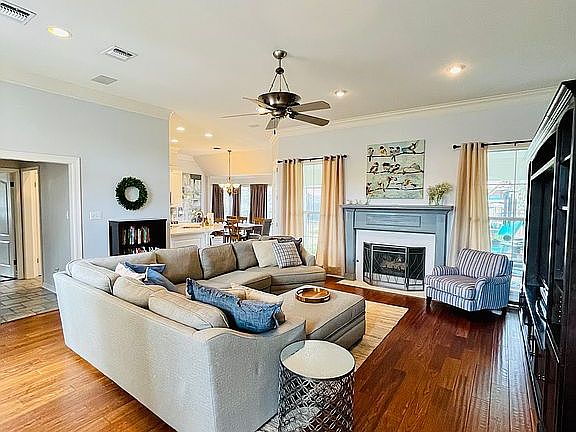 2nd image of 10453 Keysburg Ct