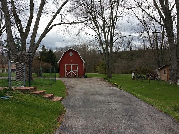 Large storage shed 31Ft x 14Ft