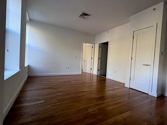 Rented by MLB ESTATES LLC | media 40