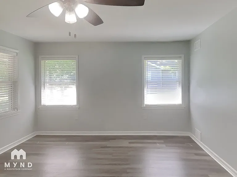 510 9th Ave — Photo 6
