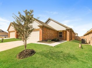 1408 Mark Ln, Ennis, TX 75119