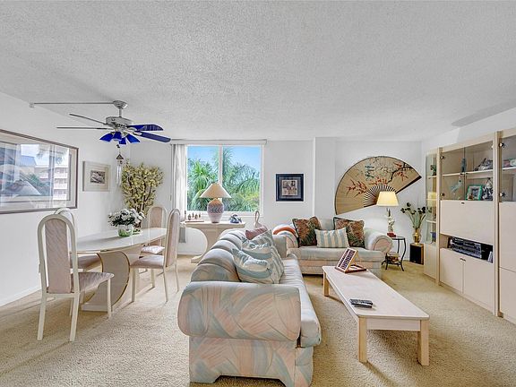 5th image of 1600 SE 15th Street #409