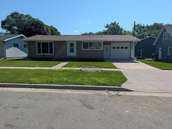 314 S Lincoln St, Houston, MN 55943