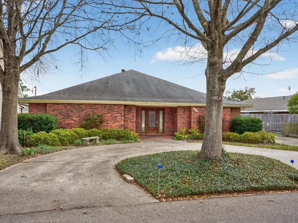 9243 3rd St, River Ridge, LA 70123