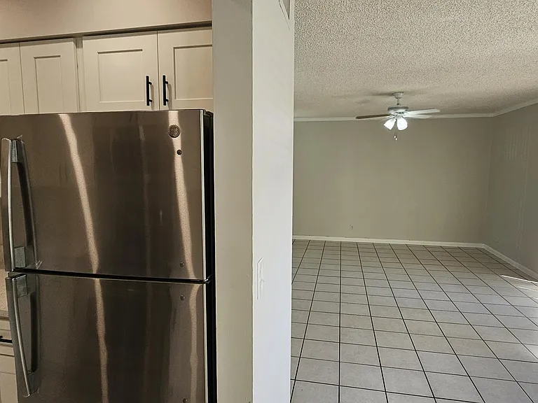 2245 SW 22nd Ave #1020 — Photo 13