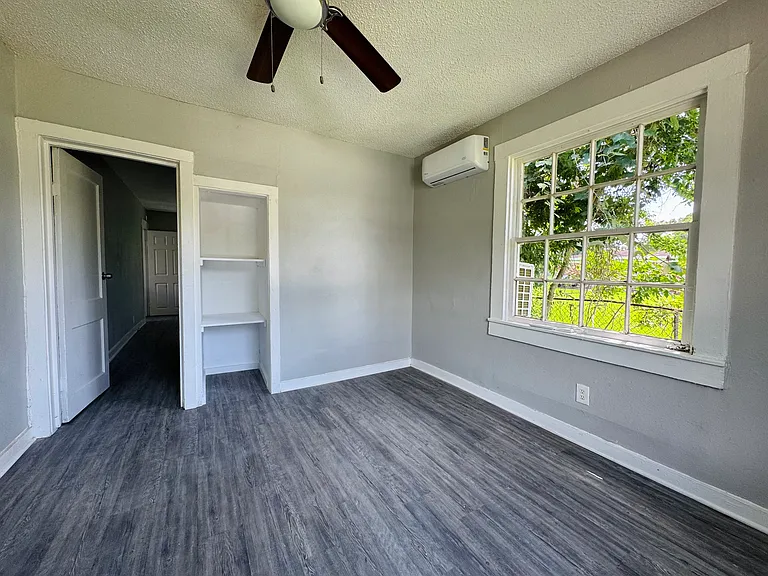 1501 Nashby St — Photo 11