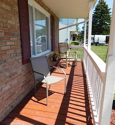 2nd image of 3383 Mansfield Pl