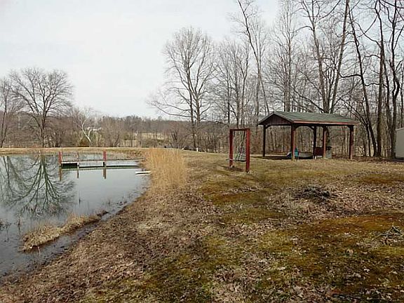 2nd image of 1613 W County Road 1000 S