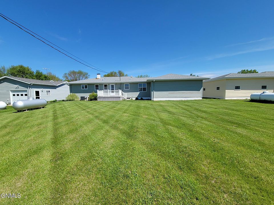 315 13th St W, Willow City, ND 58318 Zillow