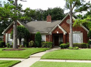 15510 Bay Forest Dr, Houston, TX 77062
