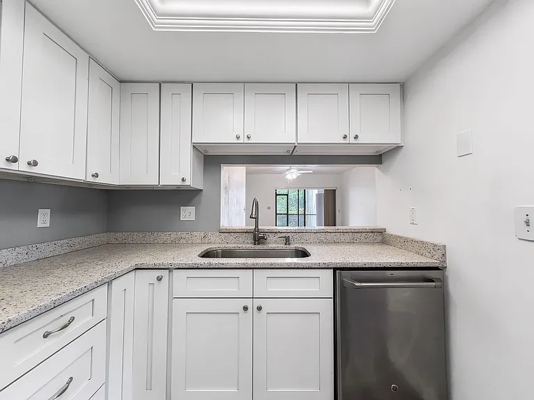 1701 Courtyard Way #105 — Photo 3